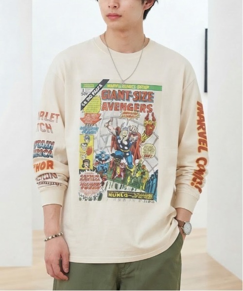 MARVEL(マーベル)の「【MARVEL/マーベル】キャプテンアメリカ&スパイダーマンUSD加工コミックプリントロングスリーブTシャツ/パイダーマン/アベンジャーズ 袖プリント&コミックプリント ピグメント風加工 クルーネック ロングスリーブTシャツ ユニセックス(Tシャツ/カットソー・メンズ・ホワイト系その他/スミクロ/ブラック系その他/アイボリー・LARGE/MEDIUM)」の2枚目の写真