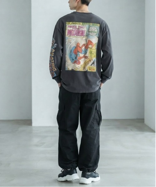 MARVEL(マーベル)の「【MARVEL/マーベル】キャプテンアメリカ&スパイダーマンUSD加工コミックプリントロングスリーブTシャツ/パイダーマン/アベンジャーズ 袖プリント&コミックプリント ピグメント風加工 クルーネック ロングスリーブTシャツ ユニセックス(Tシャツ/カットソー・メンズ・ホワイト系その他/スミクロ/ブラック系その他/アイボリー・LARGE/MEDIUM)」の6枚目の写真