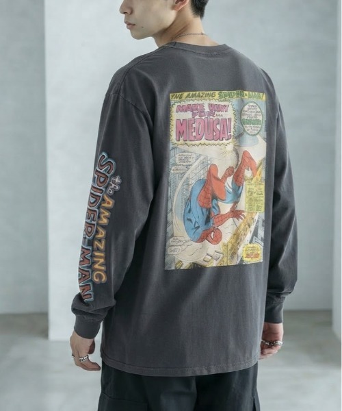 MARVEL(マーベル)の「【MARVEL/マーベル】キャプテンアメリカ&スパイダーマンUSD加工コミックプリントロングスリーブTシャツ/パイダーマン/アベンジャーズ 袖プリント&コミックプリント ピグメント風加工 クルーネック ロングスリーブTシャツ ユニセックス(Tシャツ/カットソー・メンズ・ホワイト系その他/スミクロ/ブラック系その他/アイボリー・LARGE/MEDIUM)」の11枚目の写真