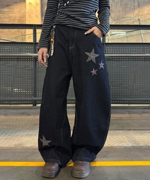 ViViDAY（ビビデー）の「ボーダー星柄　ワイドデニムパンツ（デニムパンツ・レディース・ブラック・M/L/S）」の9枚目の写真