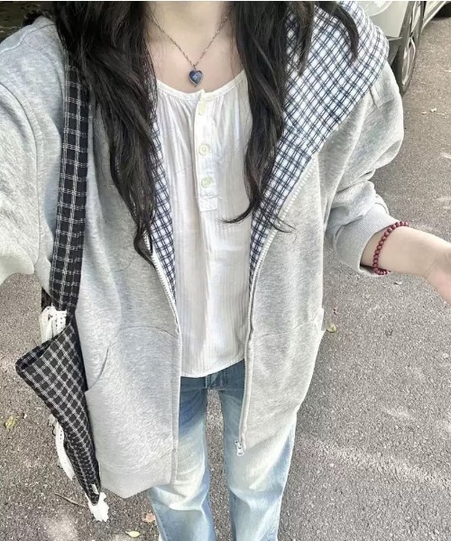 NANEA(ナネア)の「フード裏チェックパーカー(パーカー・レディース・ブルー/オートミール/ピンク/グレー・X-LARGE/LARGE)」の7枚目の写真