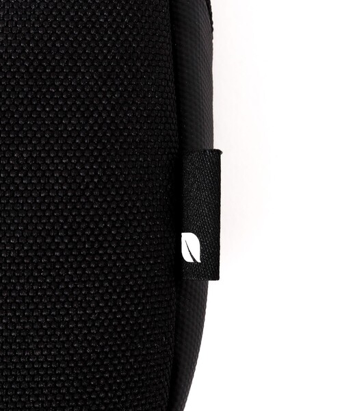 incase(インケース)の「【Incase/インケース】A.R.C.Crossbody Bag(ショルダーバッグ・メンズ・ブラック・FREE)」の5枚目の写真
