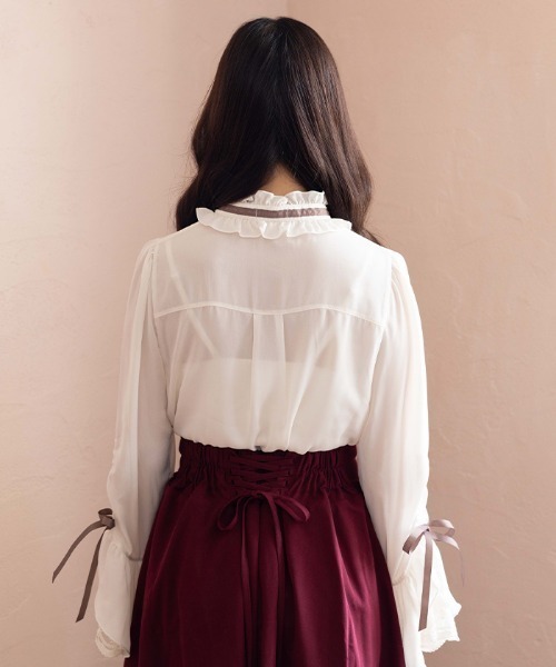 axes femme POETIQUE(アクシーズファムポエティック)の「スタンドカラー姫袖風BL(シャツ/ブラウス・レディース・キナリ/ホワイト/ブラック・MEDIUM)」の6枚目の写真