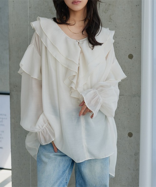KOBE LETTUCE(コウベレタス)の「シアーフリルチュニックブラウス(シャツ/ブラウス・レディース・ブラウン/ホワイト系/ブラック/セージグリーン・M)」の2枚目の写真