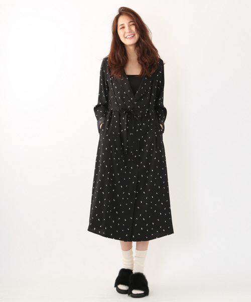 MYSELF ABAHOUSE（マイセルフアバハウス）の「リーフプリントガウンワンピース（ワンピース・レディース・ブラウン/ブラック・FREE）」の2枚目の写真