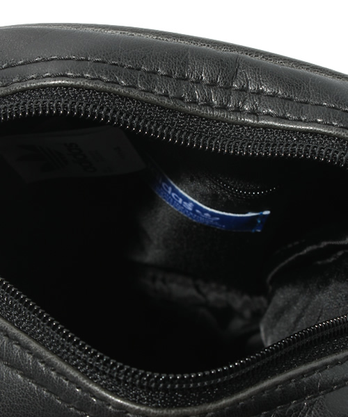 adidas　アディダス　ミニボストンーバック　黒 adidas アディダス ボストンバッグ 約40L TIRO L ダッフルバッグ