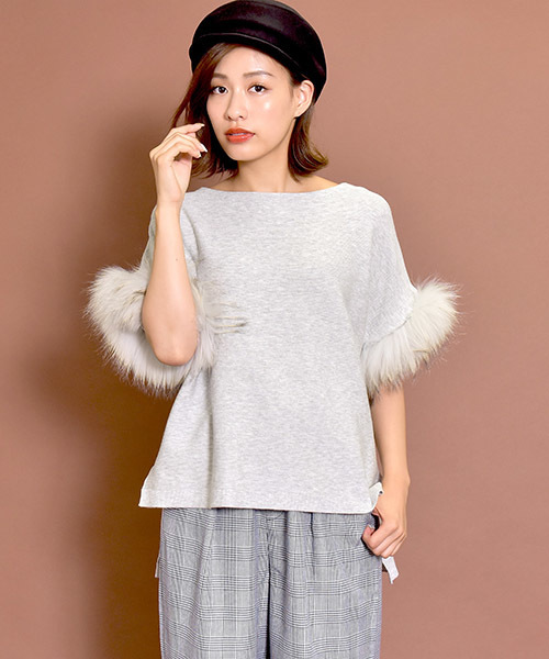 MAYSON GREY - ★メイソングレイ  ファー使いケープニット ファーは取り外し可能 ベージュ MAYSON GREY - ☆メイソングレイ ファー使いケープニット ファー
