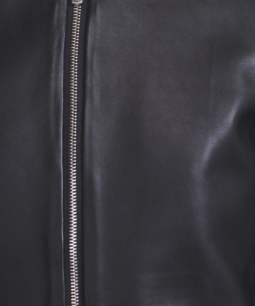 UNITED ARROWS（ユナイテッドアローズ）の「UBCB シープ レザージャケット（ブルゾン・レディース・ベージュ/ブラック・40/38/36）」の5枚目の写真