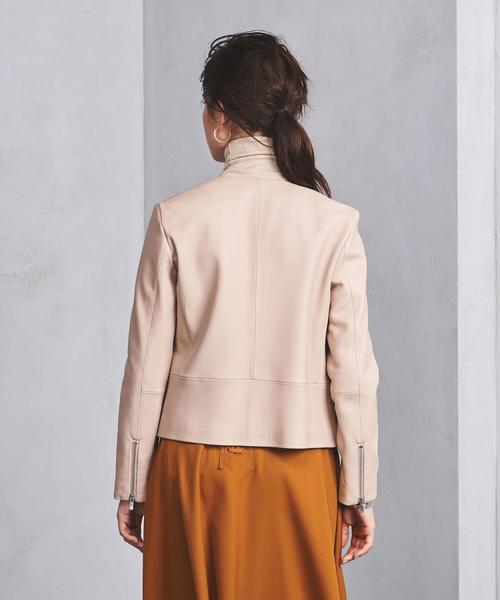 UNITED ARROWS（ユナイテッドアローズ）の「UBCB シープ レザージャケット（ブルゾン・レディース・ベージュ/ブラック・40/38/36）」の7枚目の写真