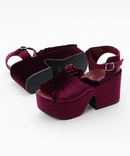 WEGO（ウィゴー）の「WEGO/ベロアフリルサンダル（サンダル・レディース・ブラック/ワイン・MEDIUM/LARGE）」の5枚目の写真