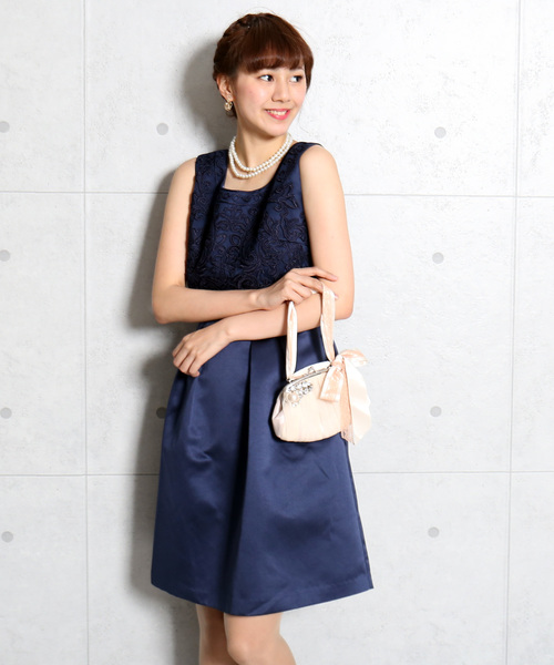 MARLENE JOBERT（マルレーヌ　ジョベル）の「コードレーン胸刺繍ドレスワンピース（ドレス・レディース・ネイビー/ブラック/グレー・L/M）」の16枚目の写真