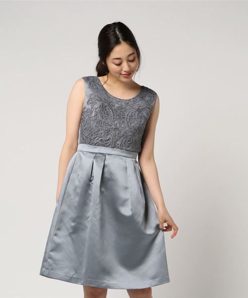 MARLENE JOBERT（マルレーヌ　ジョベル）の「コードレーン胸刺繍ドレスワンピース（ドレス・レディース・ネイビー/ブラック/グレー・L/M）」の19枚目の写真