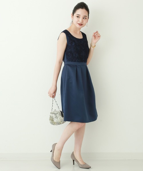 MARLENE JOBERT（マルレーヌ　ジョベル）の「コードレーン胸刺繍ドレスワンピース（ドレス・レディース・ネイビー/ブラック/グレー・L/M）」の5枚目の写真