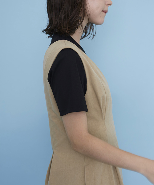 UNITED TOKYO（ユナイテッドトウキョウ）の「ワンショルダーワンピース（ワンピース・レディース・ベージュ/ネイビー/ブラウン・1）」の7枚目の写真