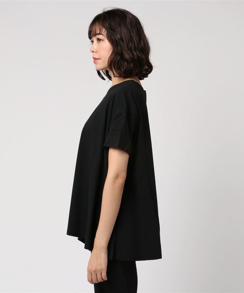 KOBE LETTUCE（コウベレタス）の「［UVカット★吸汗速乾］綿コットン100%体型カバービッグシルエットカットソー/Tシャツ/トップス/レディース[C3322]神戸レタス（Tシャツ/カットソー・レディース・ブラック/ネイビー/オフホワイト/ピンク/ブルー/ホワイト系その他/グレイッシュベージュ・FREE）」の8枚目の写真