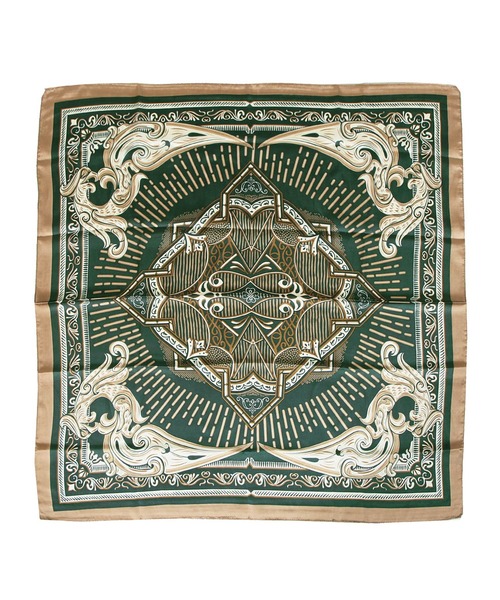 Julia Boutique（ジュリアブティック）の「70×70cmサイズ・ヴィンテージ風サテン生地スカーフ・バンダナ・ストール/100011（バンダナ/スカーフ・レディース・A/B/C/D/E/F/G/H/I/J/K/L/M/N/O/P/その他15/その他14/その他13/その他12/その他2/その他3/その他1/その他5/その他4/その他11/その他10/その他9/その他8/その他7/その他6/その他16/その他17/その他18/その他19/その他20/その他21/その他22/その他24/その他25/その他26/その他23/ブラック/ライトブルー/ホワイト/オレンジ/ブルー/ピンク/イエロー/ベージュ/ネイビー/ブラウン系/パープル系/カーキ/ブラウン/グレー/グリーン・ONE）」の8枚目の写真