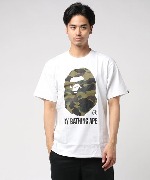 A BATHING APE(アベイシングエイプ)の「1ST CAMO BY BATHING TEE M(Tシャツ/カットソー)」|ホワイト×グリーン
