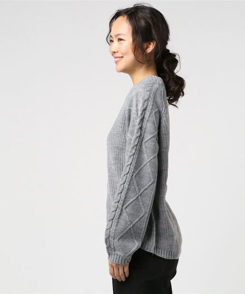 STYLEBLOCK（スタイルブロック）の「袖切り替え編みニット（ニット/セーター・レディース・オフホワイト/ボルドー/マスタード/杢グレー/ブラック・M）」の6枚目の写真