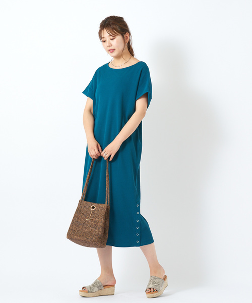 DISCOAT（ディスコート）の「ワッフル裾スリットリングドットワンピース（ワンピース・レディース・チャコールグレー/グリーン/アイボリー・FREE）」の13枚目の写真