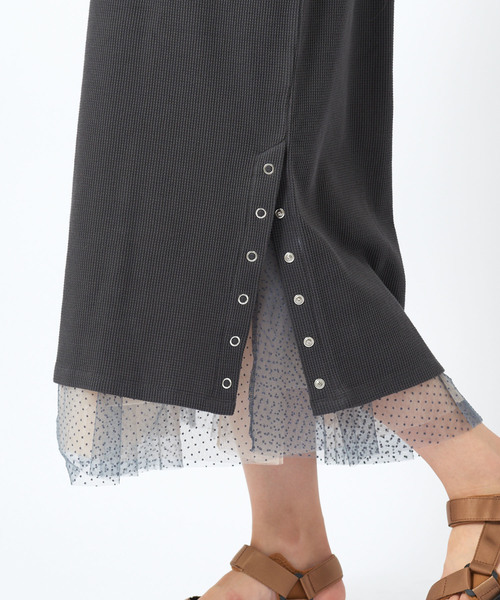 DISCOAT（ディスコート）の「ワッフル裾スリットリングドットワンピース（ワンピース・レディース・チャコールグレー/グリーン/アイボリー・FREE）」の9枚目の写真