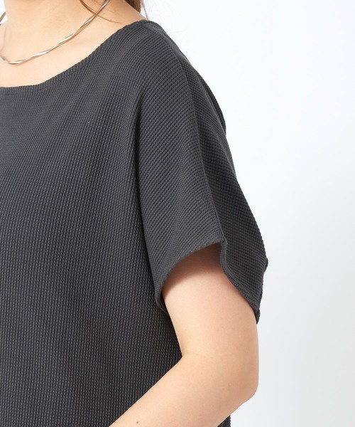 DISCOAT（ディスコート）の「ワッフル裾スリットリングドットワンピース（ワンピース・レディース・チャコールグレー/グリーン/アイボリー・FREE）」の17枚目の写真