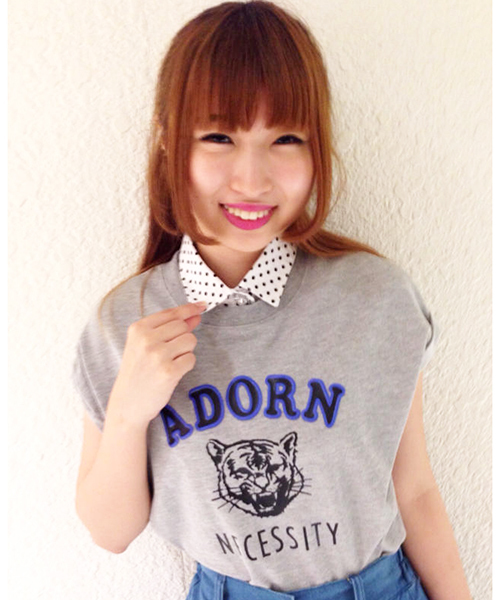 one after another NICE CLAUP（ワンアフターアナザーナイスクラップ）の「【ナイスクラップ】トラちゃん裏毛プルオーバー（Tシャツ/カットソー・レディース・ネイビー/グレー/オートミール・FREE）」の2枚目の写真