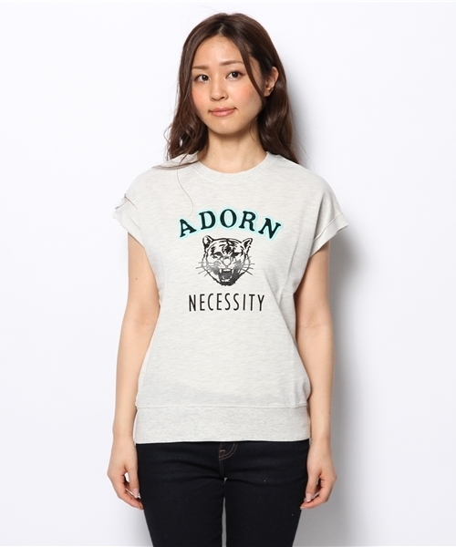 one after another NICE CLAUP（ワンアフターアナザーナイスクラップ）の「【ナイスクラップ】トラちゃん裏毛プルオーバー（Tシャツ/カットソー・レディース・ネイビー/グレー/オートミール・FREE）」の4枚目の写真