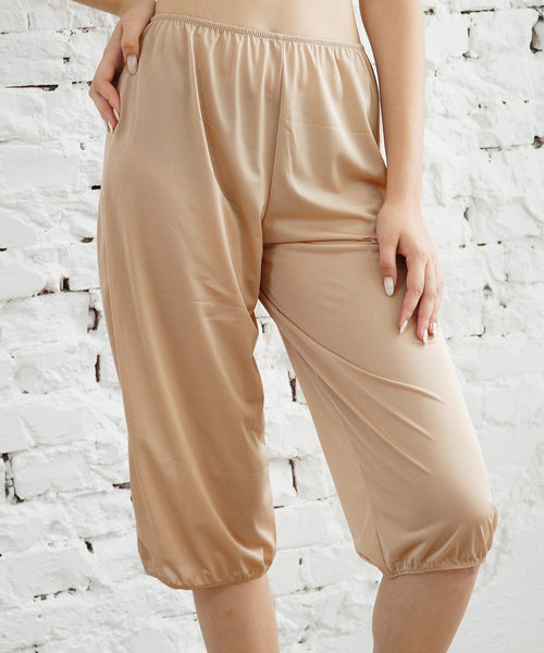 SHIROHATO（シロハト）の「【ワイドパンツと一緒にまくって裾汚れ防止】透けない＆静電気防止 インナーパンツ ペチパンツ ペチパン ペチコート 日本製（インナーウェア/肌着・レディース・ベージュ/ブラック/グレー・S/M/L/LL/3L）」の21枚目の写真