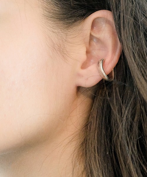 NARRATIVE PLATOON（ナラティブ プラトゥーン）の「NARRATIVE PLATOON ナラティヴプラトゥーン / Streamline ear cuff シルバー925 ストリームラインイヤーカフ / np-ec002（イヤーカフ・メンズ・シルバー・FREE）」の9枚目の写真