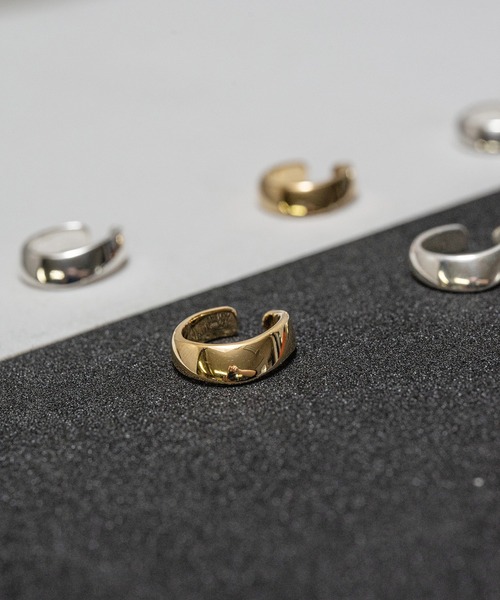 NARRATIVE PLATOON（ナラティブ プラトゥーン）の「NARRATIVE PLATOON ナラティヴプラトゥーン / Streamline ear cuff シルバー925 ストリームラインイヤーカフ / np-ec002（イヤーカフ・メンズ・シルバー・FREE）」の15枚目の写真