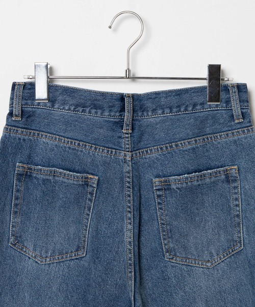 WEGO(ウィゴー)の「WEGO/デイリーストレートボーイフレンドデニムパンツ(デニムパンツ・レディース・ブラック/インディゴブルー/ダークインディゴブルー/ライトインディゴブルー・SMALL/LARGE/MEDIUM)」の11枚目の写真