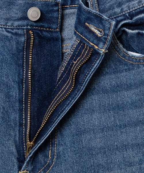 WEGO(ウィゴー)の「WEGO/デイリーストレートボーイフレンドデニムパンツ(デニムパンツ・レディース・ブラック/インディゴブルー/ダークインディゴブルー/ライトインディゴブルー・SMALL/LARGE/MEDIUM)」の9枚目の写真