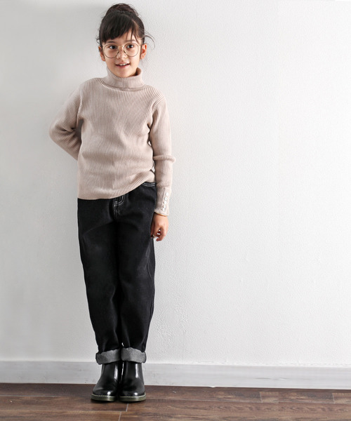 classicalelf（クラシカルエルフ）の「お外でもおうちでも♪キッズ ギャザーウエスト無地テーパードパンツ(フルレングス)（デニムパンツ・キッズ・ブラック/インディゴブルー/ナチュラル/ブラウン・130/140/150/110/120）」の13枚目の写真