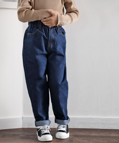 classicalelf（クラシカルエルフ）の「お外でもおうちでも♪キッズ ギャザーウエスト無地テーパードパンツ(フルレングス)（デニムパンツ・キッズ・ブラック/インディゴブルー/ナチュラル/ブラウン・130/140/150/110/120）」の18枚目の写真