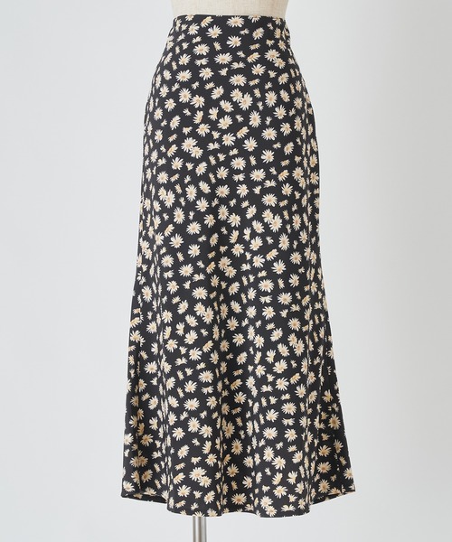 one after another NICE CLAUP（ワンアフターアナザーナイスクラップ）の「バックレースアップチューリップスカート（スカート・レディース・ドット/ブラック・FREE）」の5枚目の写真