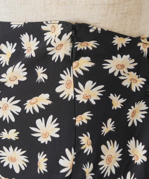 one after another NICE CLAUP（ワンアフターアナザーナイスクラップ）の「バックレースアップチューリップスカート（スカート・レディース・ドット/ブラック・FREE）」の21枚目の写真