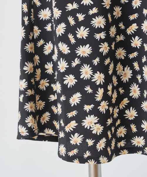 one after another NICE CLAUP（ワンアフターアナザーナイスクラップ）の「バックレースアップチューリップスカート（スカート・レディース・ドット/ブラック・FREE）」の12枚目の写真