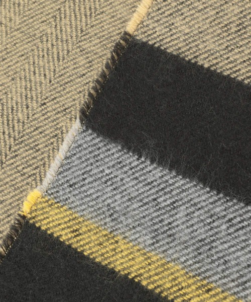 niko and...（ニコアンド）の「【小松菜奈さん着用アイテム】オリジナル2WAYチェックストール（ストール/ショール・レディース・オフホワイト/ブラック/ダークグレー/カーキ・0）」の6枚目の写真