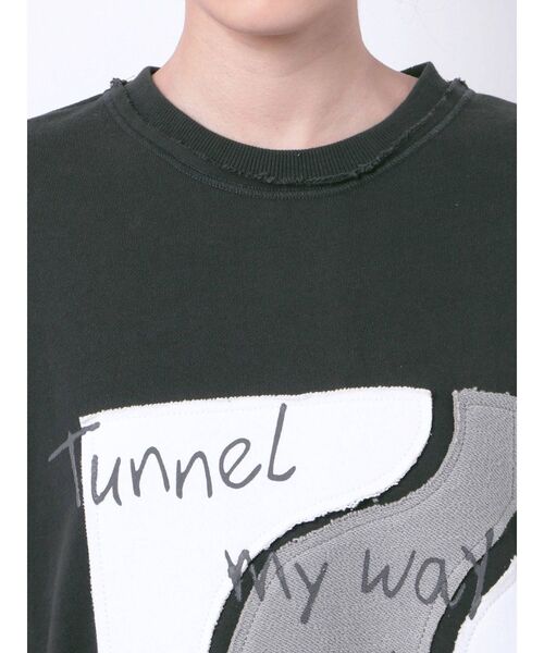 EMODA(エモダ)の「カッティングプリントプルオーバー(スウェット・レディース・ホワイト/グレー/ブラック・FREE)」の12枚目の写真