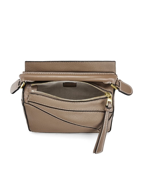 【合わせやすい♪】LOEWE バッグ ミニソフトグレインカーフ パズルエッジ バッグ ミニ（クラシックカーフ） ブラウン - LOEWE