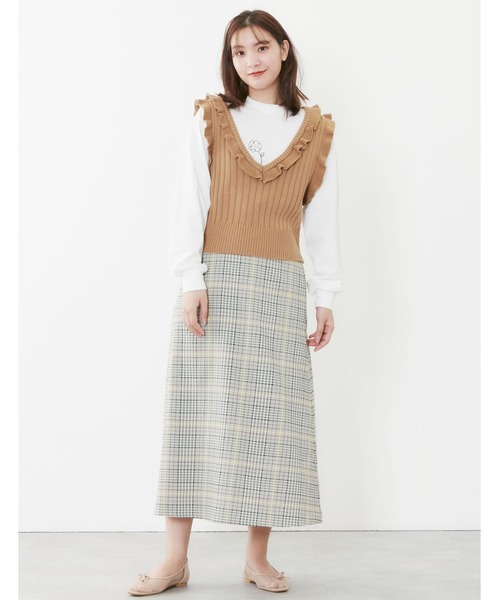 POU DOU DOU（プードゥドゥ）の「コンパクトフリルニットベスト（ベスト・レディース・ベージュ/ネイビー/アイボリー・3）」の10枚目の写真