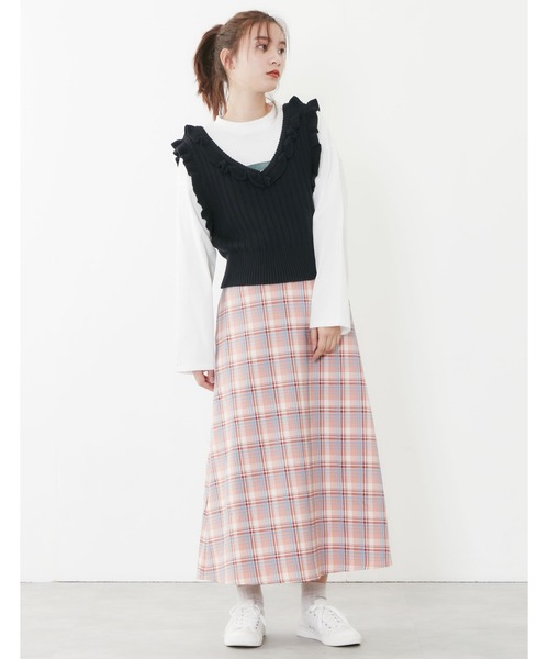 POU DOU DOU（プードゥドゥ）の「コンパクトフリルニットベスト（ベスト・レディース・ベージュ/ネイビー/アイボリー・3）」の16枚目の写真