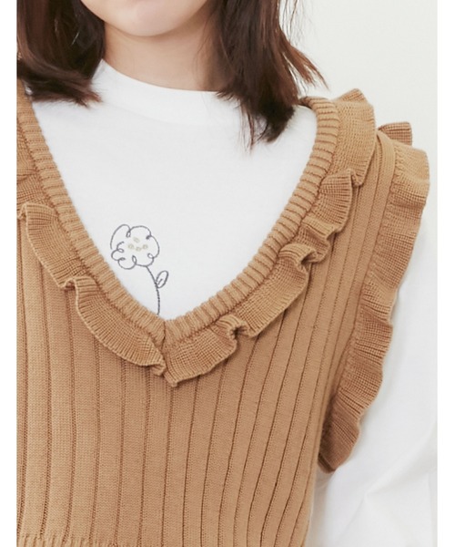 POU DOU DOU（プードゥドゥ）の「コンパクトフリルニットベスト（ベスト・レディース・ベージュ/ネイビー/アイボリー・3）」の22枚目の写真