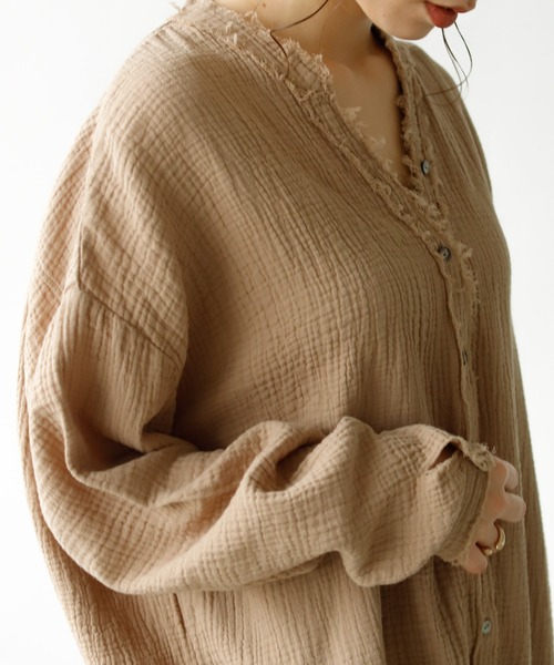 Auntie Rosa Holiday（アンティローザホリデー）の「カットオフダブルガーゼシャツ（シャツ/ブラウス・レディース・ブラック/ホワイト/モカ/ブルー/グリーン・FREE）」の19枚目の写真