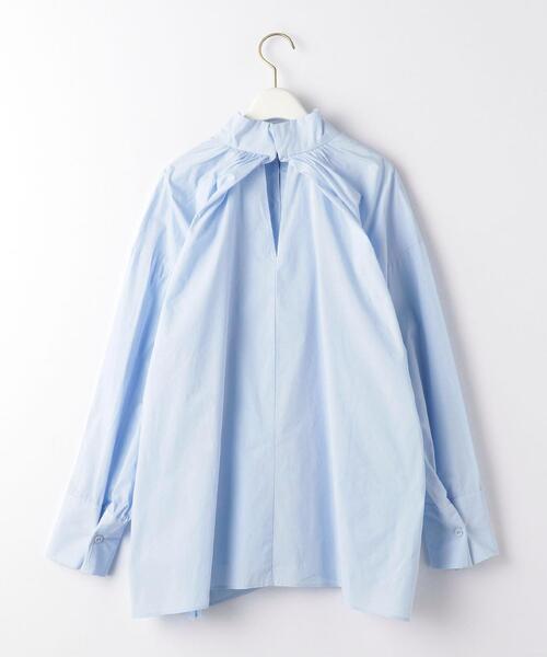 green label relaxing(グリーンレーベルリラクシング)の「CFC Tavii ネック スタンド ギャザー ブラウス(シャツ/ブラウス・レディース・ライトブルー/オフホワイト・FREE)」の15枚目の写真
