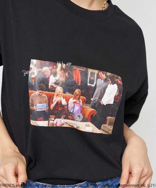 SPIRALGIRL(スパイラルガール)の「FRIENDS Tシャツ(Tシャツ/カットソー・レディース・ブラック/パープル/オフホワイト・FREE)」の15枚目の写真
