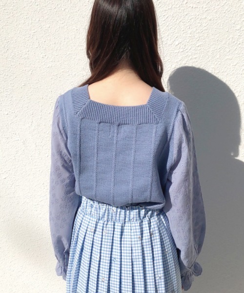 Hamble by Par Avion(ハンブルバイパラビオン)の「袖レースニット(ニット/セーター・レディース・ブルー/オフホワイト・ONESIZE)」の9枚目の写真