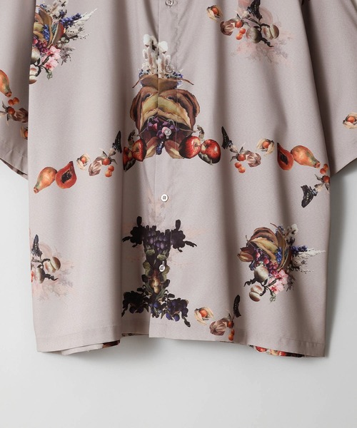 anown（アノン）の「オーバーサイズ 総柄 半袖シャツ【ファッションインフルエンサー ユウ×anown 限定コラボ】（シャツ/ブラウス・メンズ・ブラック系その他/グレー系その他/ベージュ系その他/レッド系その他・S/M/L）」の13枚目の写真