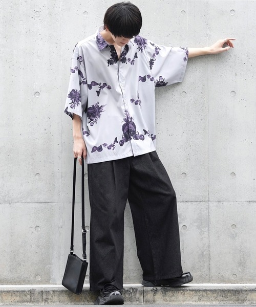 anown（アノン）の「オーバーサイズ 総柄 半袖シャツ【ファッションインフルエンサー ユウ×anown 限定コラボ】（シャツ/ブラウス・メンズ・ブラック系その他/グレー系その他/ベージュ系その他/レッド系その他・S/M/L）」の16枚目の写真