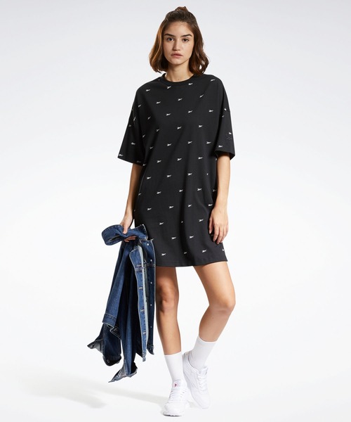 Reebok（リーボック）の「ショートスリーブ 総柄プリント ドレス /  Short Sleeve Allover Print Dress（ワンピース・レディース・オフホワイト/ブラック/ピンク・MEDIUM/LARGE/SMALL/X-LARGE）」の3枚目の写真